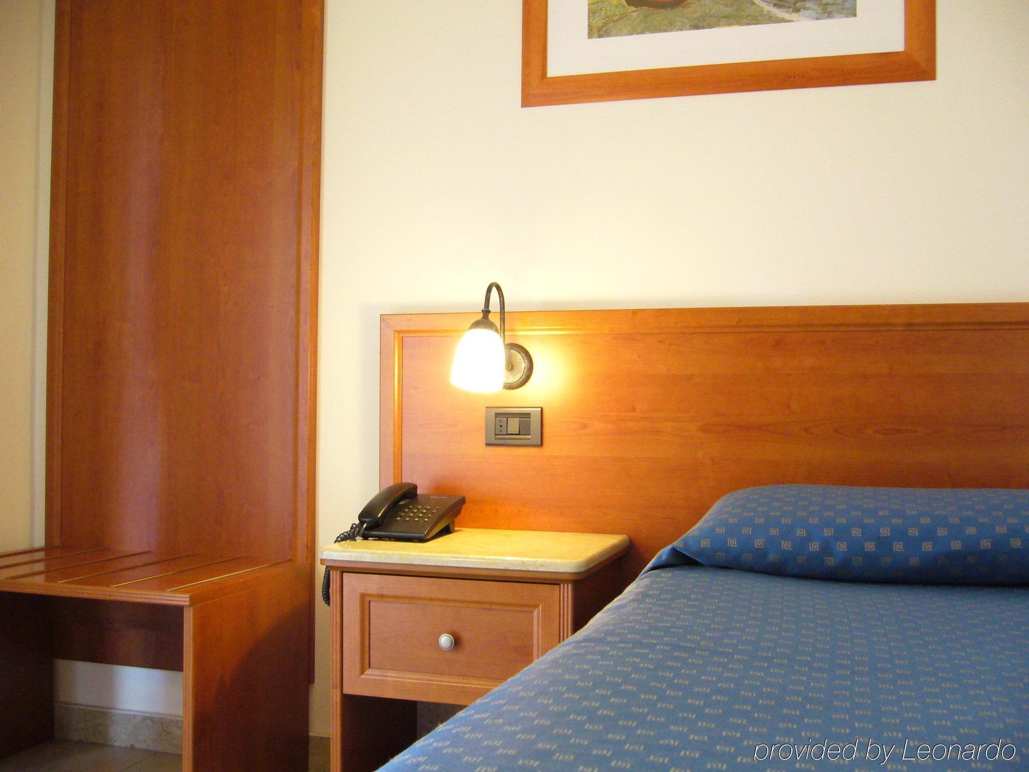 Hotel Selene Piazza Armerina Zimmer foto
