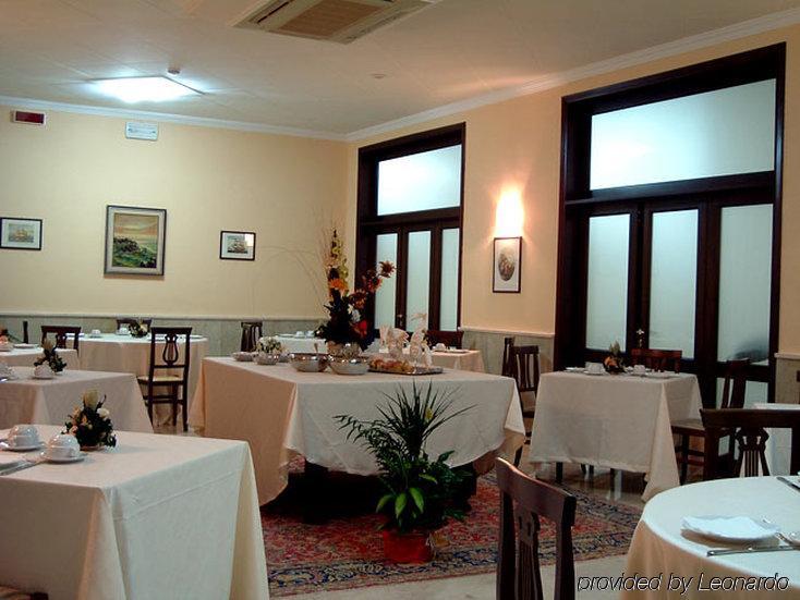 Hotel Selene Piazza Armerina Restaurant foto