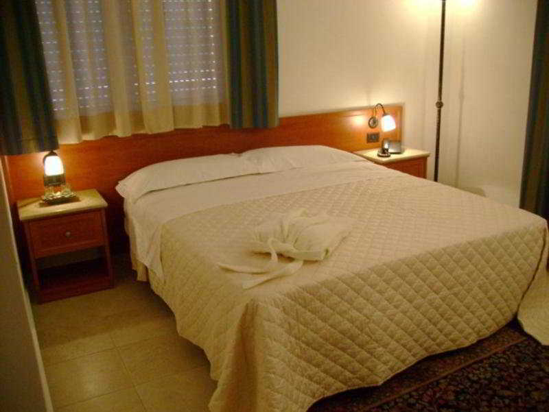 Hotel Selene Piazza Armerina Zimmer foto